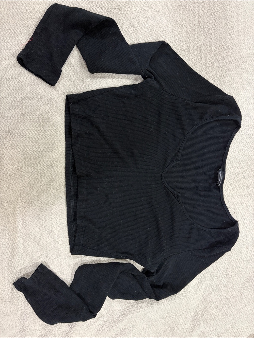 SHEIN Black Long Sleeve Ribbed Scoop Neck Crop Top